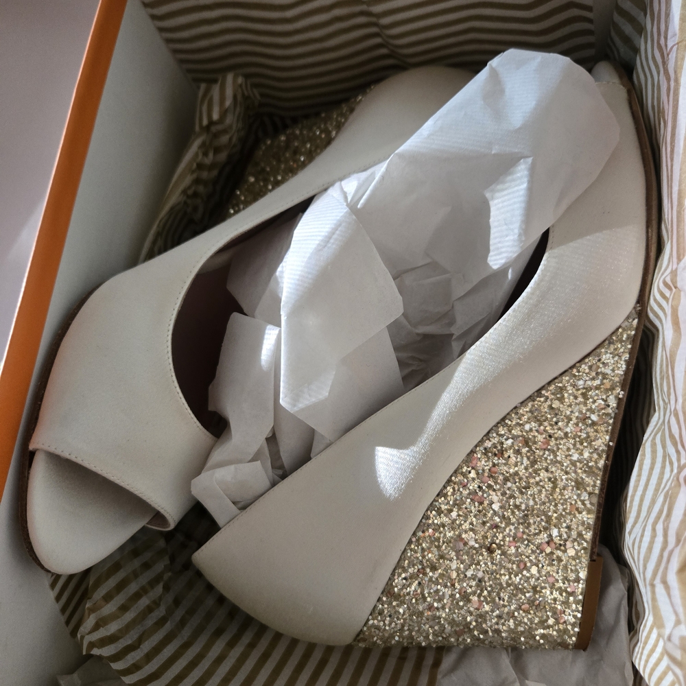 Kate Spade Sparkle Wedges 6.5 Gorgeous 🥰 - Picture 8 of 16